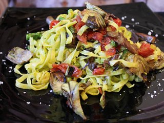 Refugio, Restaurante del Carmen