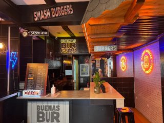 Buenas Burgers